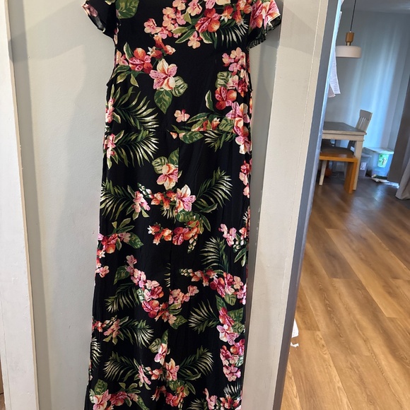 Flower dress - Picture 2 of 2